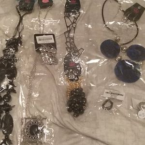 ⁸ peice of paparazzi jewelry